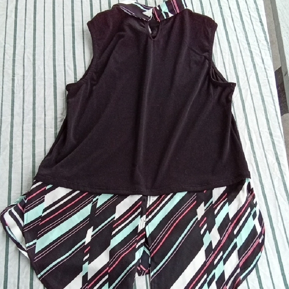 Womans XS Elle Asymmetrical Cut Out Tank Top in Black Pink And Mint - Picture 4 of 5